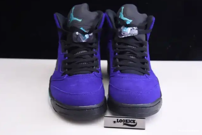 MaikeSneakers Air Retro 136027-500 Jordan Alternate Grape 5 0323